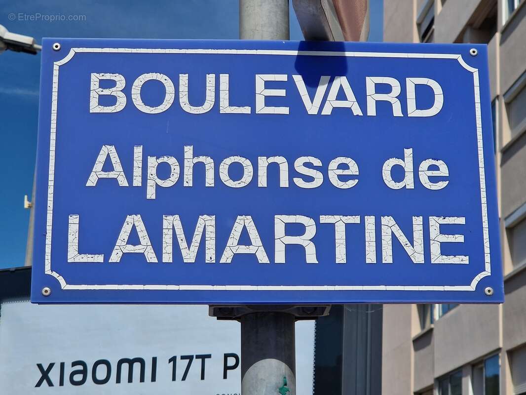 Spacieux T 3 vue mer à deux pas jardin de la ville et commerces  - photo 3