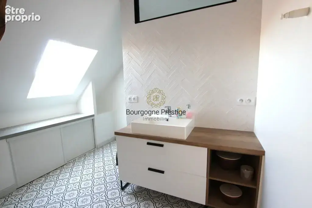 Jolie longere en pierre de 162 m² avec dependances sur un terrain de 1375 m² - photo 16