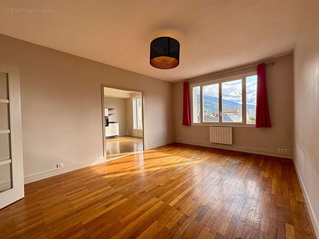 Appartement à ALBERTVILLE