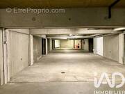 Photo 1 - Parking à SAINT-MALO