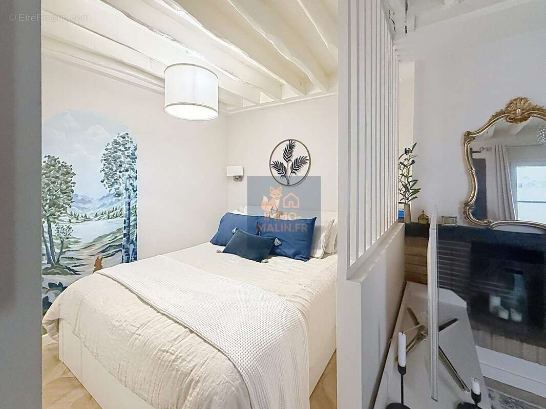Appartement à PARIS-4E