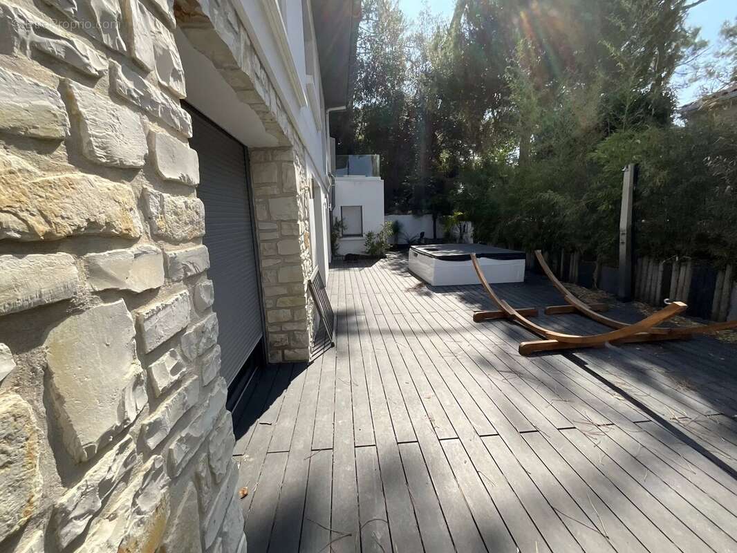 Villa contemporaine de 230 m² - photo 19
