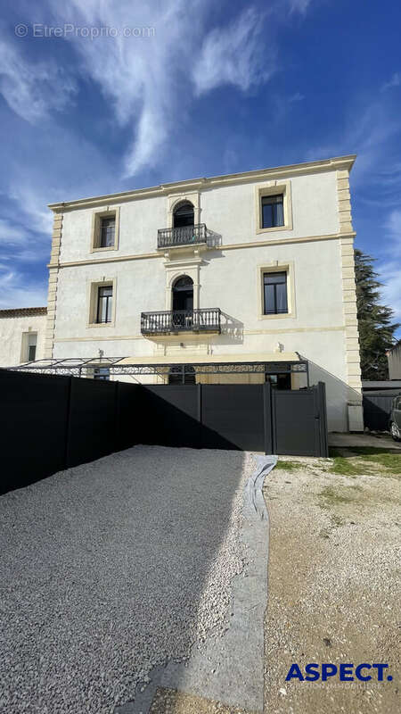 Appartement à LUNEL