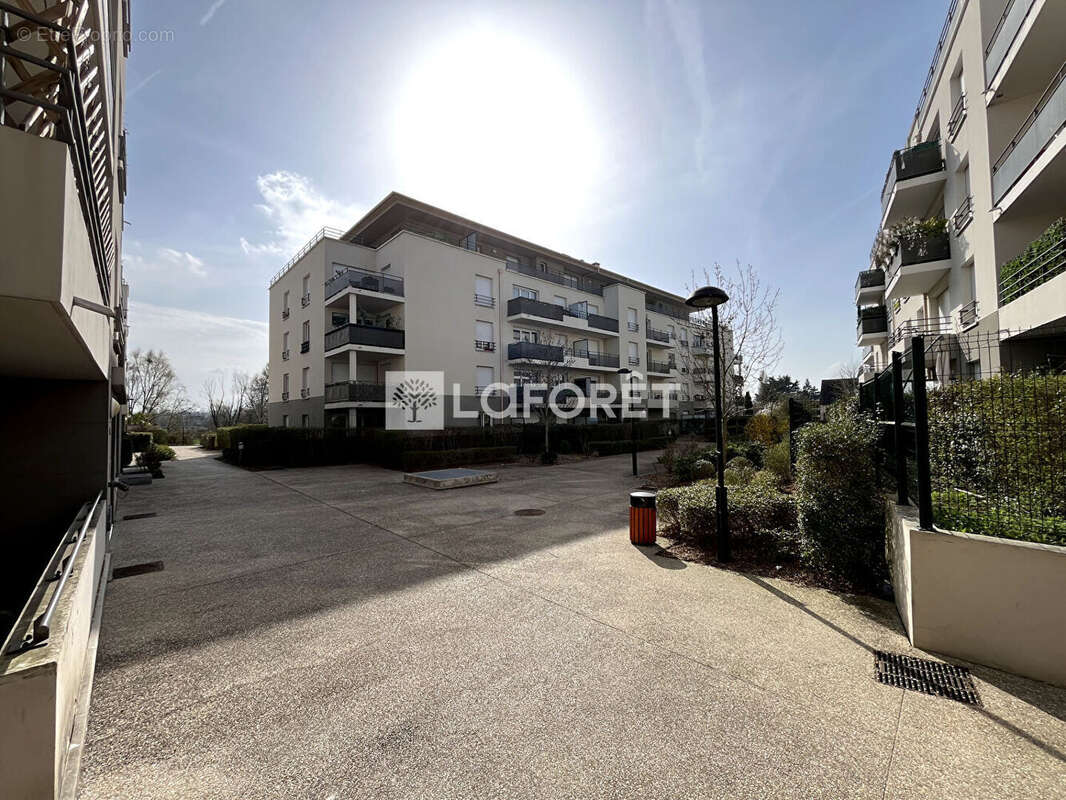 Appartement Hardricourt 3 pièce(s) 63.09 m2 - photo 2