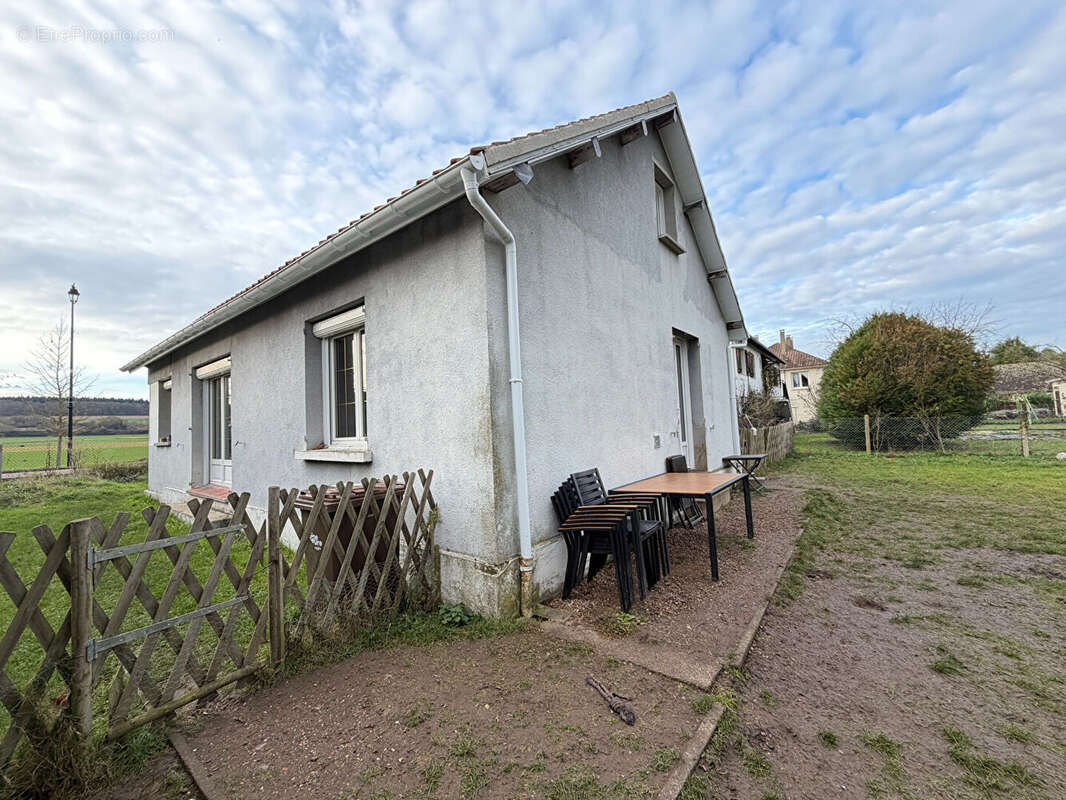 Maison à HEUDREVILLE-SUR-EURE