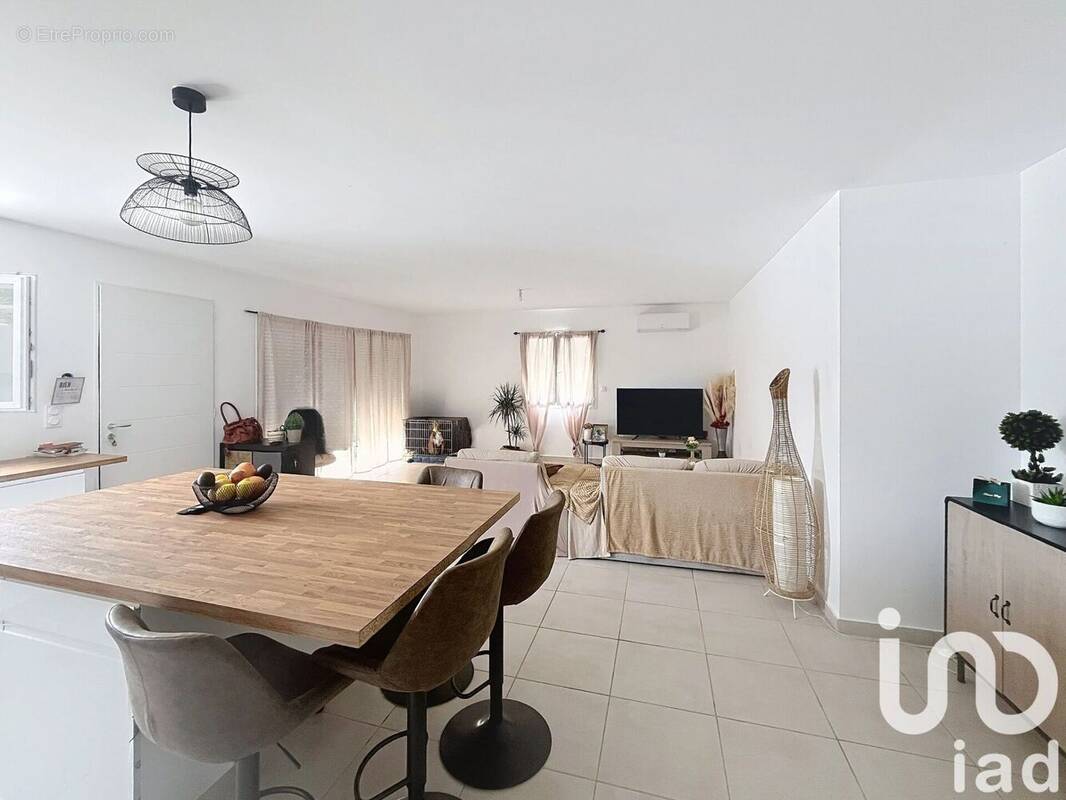 Photo 1 - Maison à CESSENON-SUR-ORB