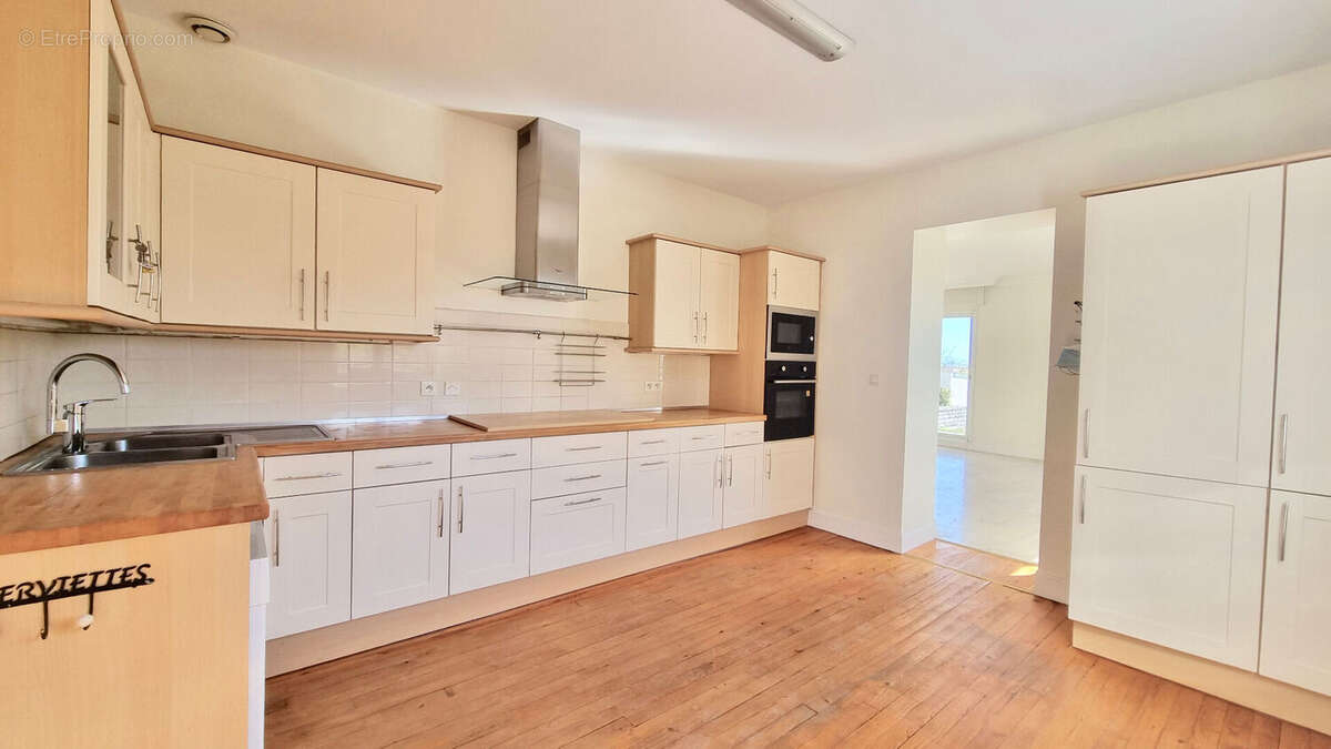 Maison à PONT-DU-CHATEAU