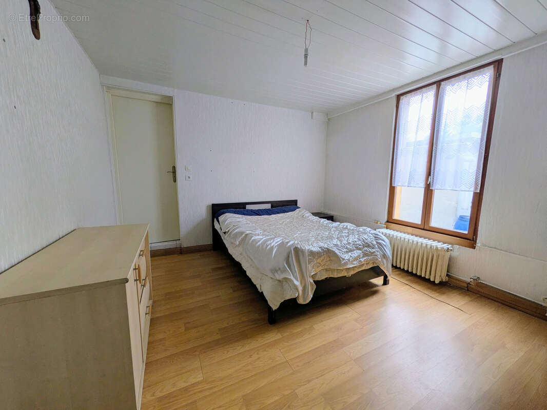 Maison à MONTATAIRE