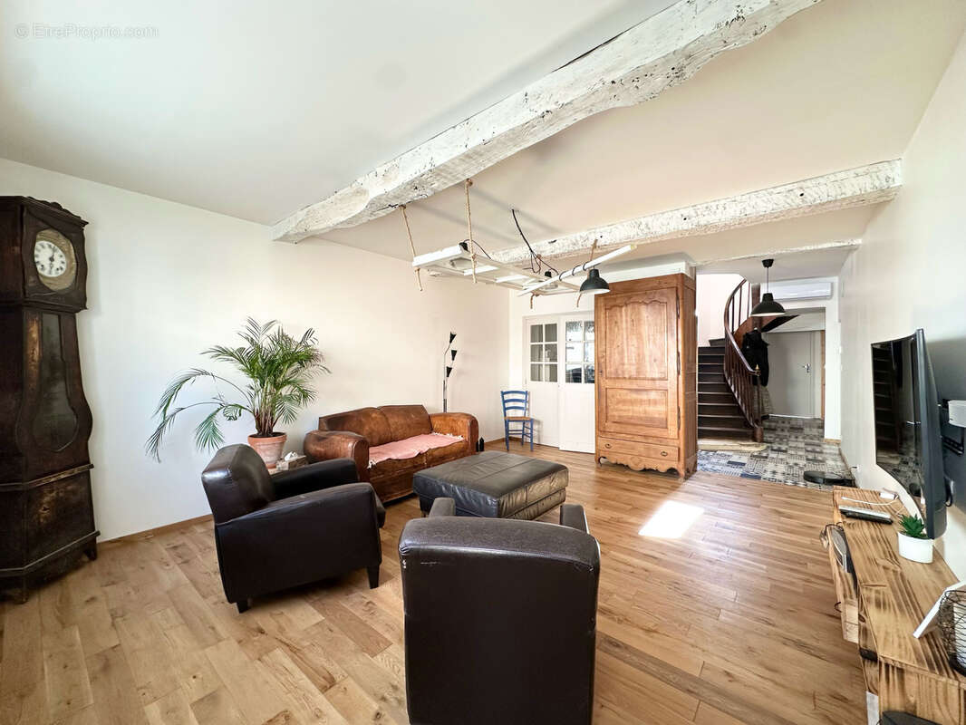 Maison à PUYCASQUIER