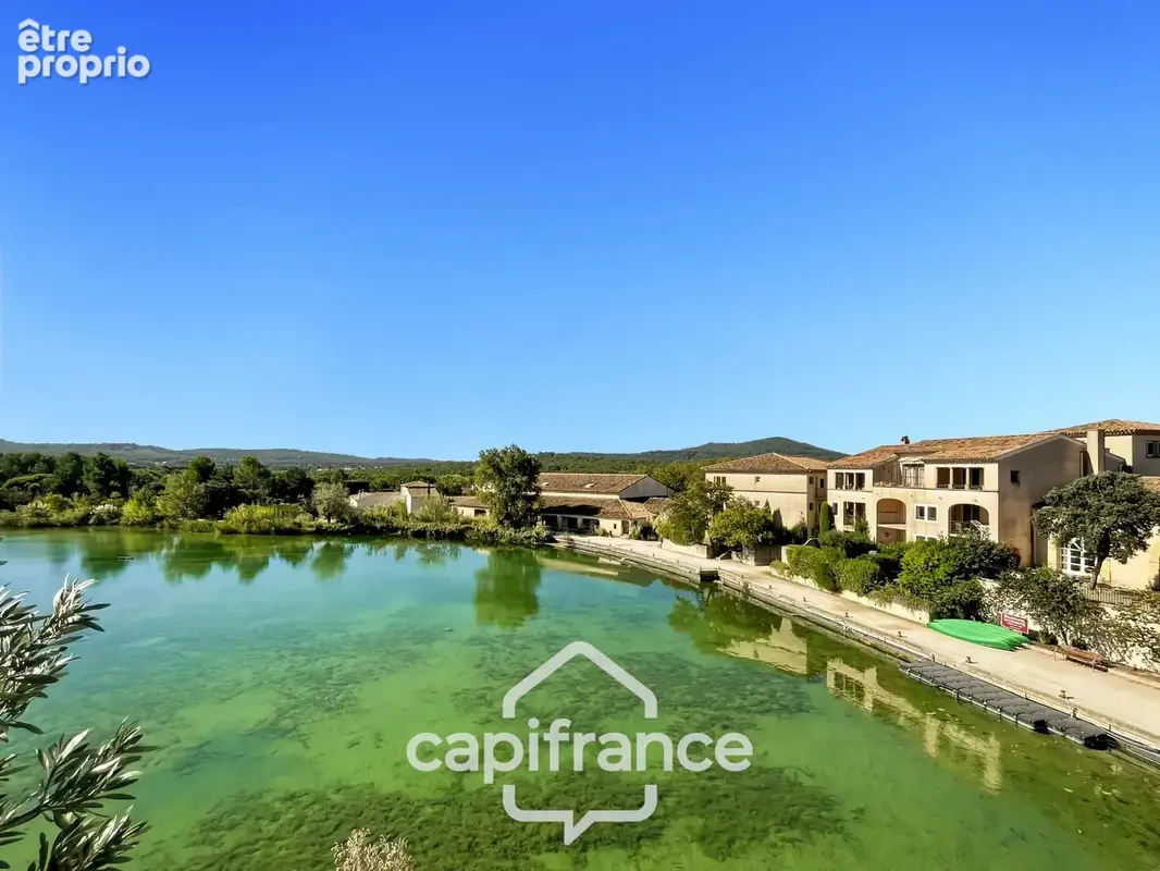 Pont royal — un appartement signature avec vue,climatise , terrasse et 6 couchages , 2ème et dernier étage sur le lac - photo 3