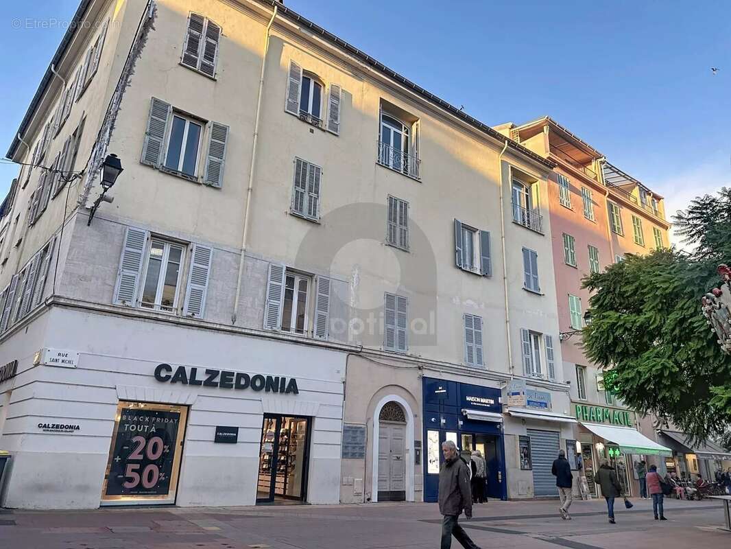 Appartement à MENTON