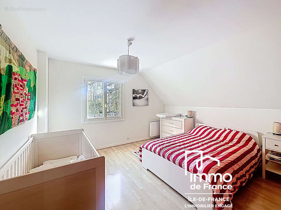 À 5 minutes de Chartres - Propriété familiale d'exception avec piscine chauffée et parc paysagé - photo 15
