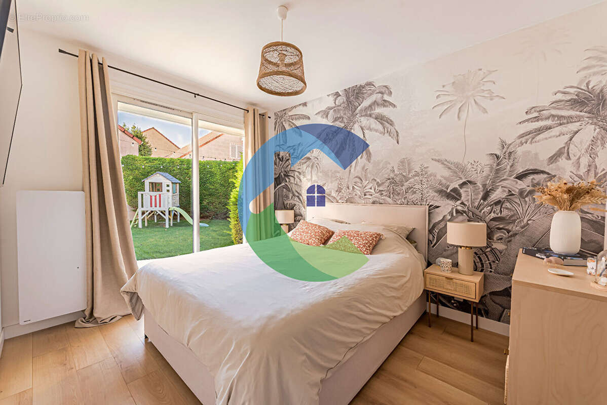 Maison à LONGJUMEAU