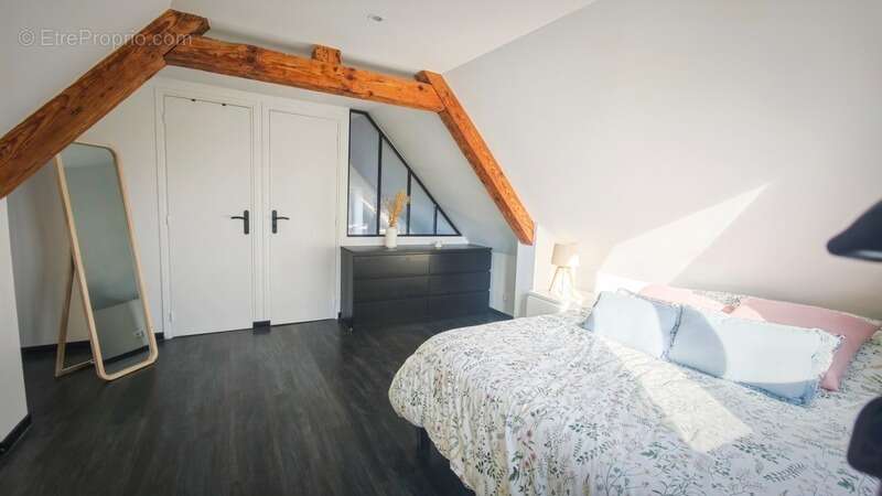 Maison à COLLEVILLE-MONTGOMERY