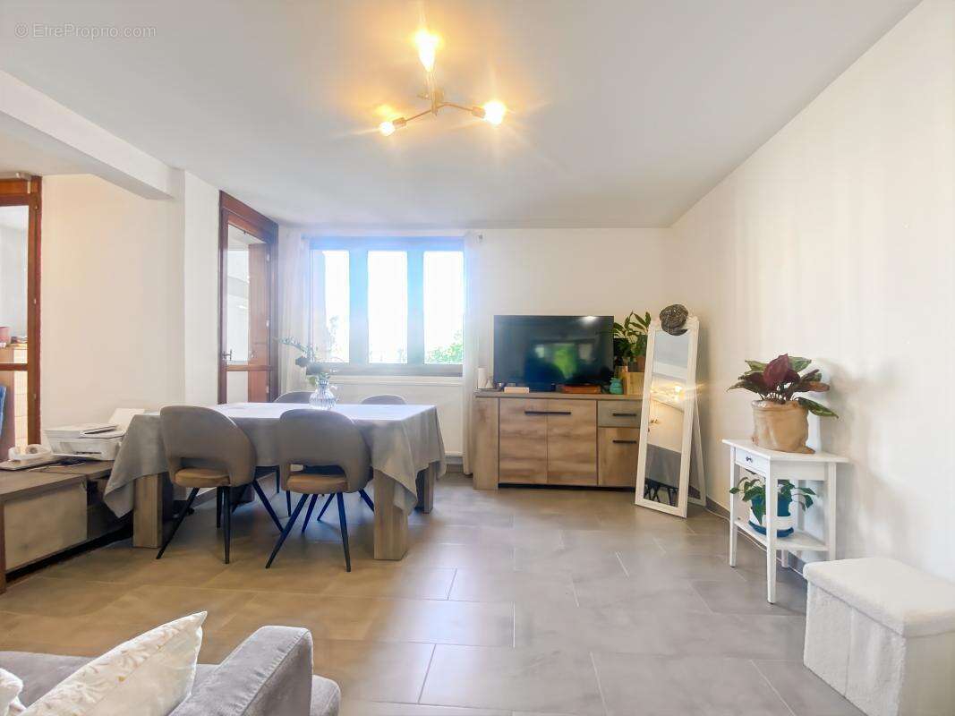 Appartement à MARSEILLE-13E