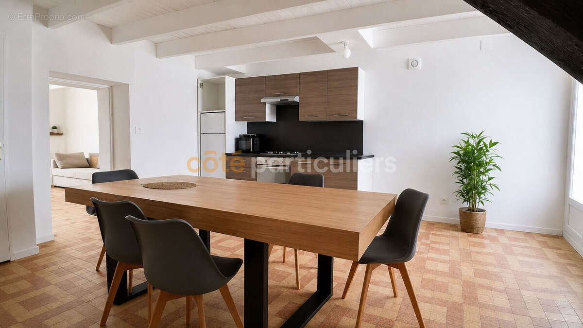 Rives de l'yon -- chaille sous les ormeaux -- ensemble immobilier --153 m2 --9 pieces -- centre bourg - photo 2