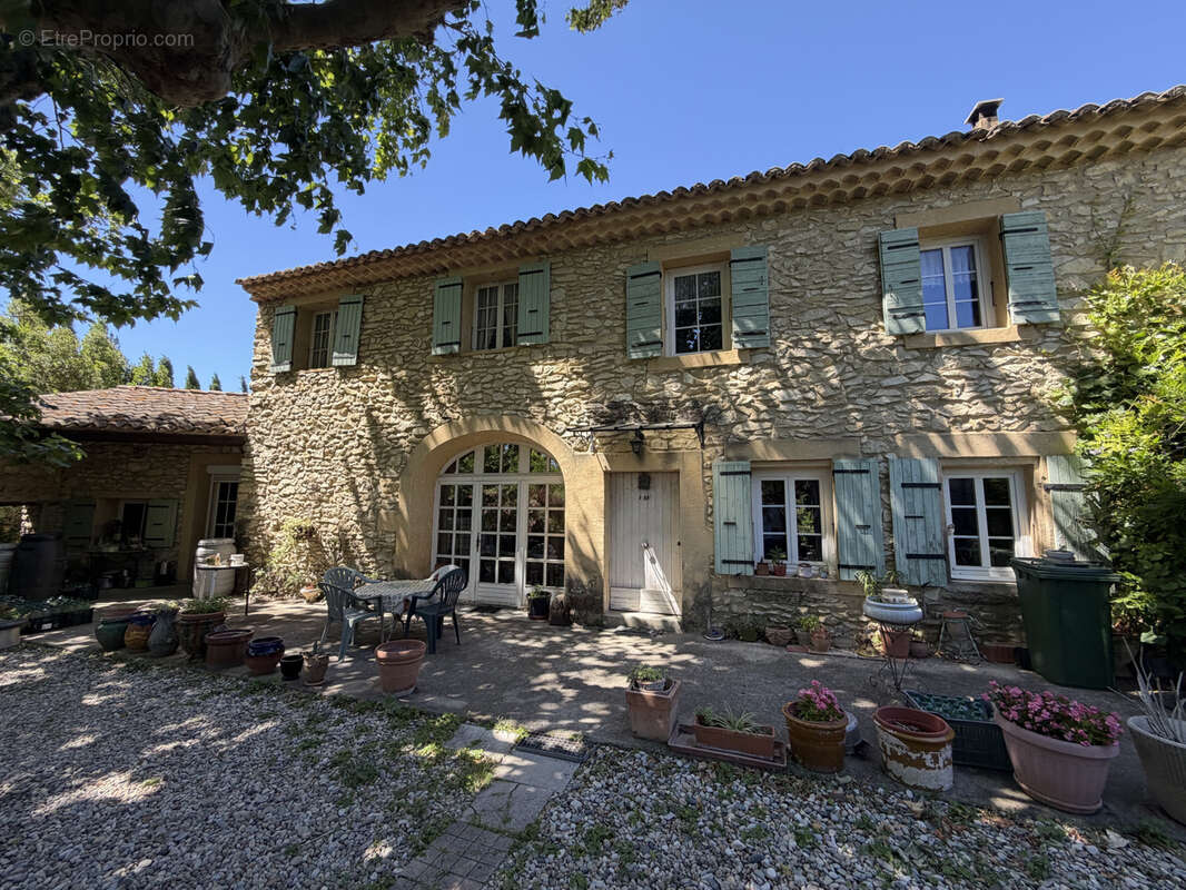 Maison à CADEROUSSE