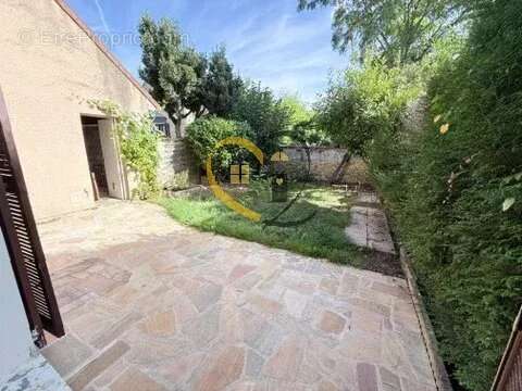 Maison familiale 9 pièces – 155 m² – Centre historique de Fontenay-le-Fleury (proche Versailles) - photo 12