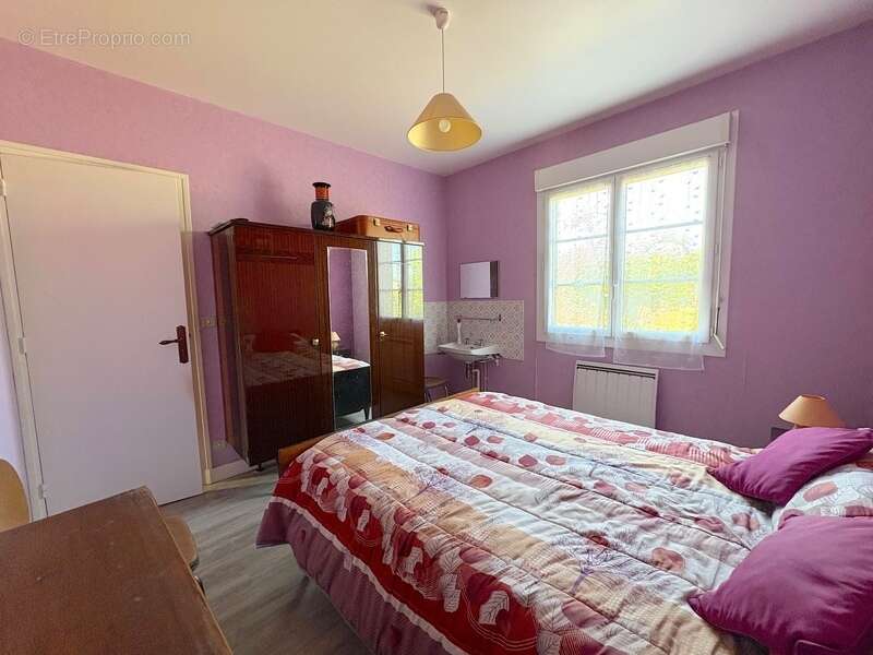 Maison 5 pièces 110m2 avec dépendance sur un hectare de terrain - photo 9