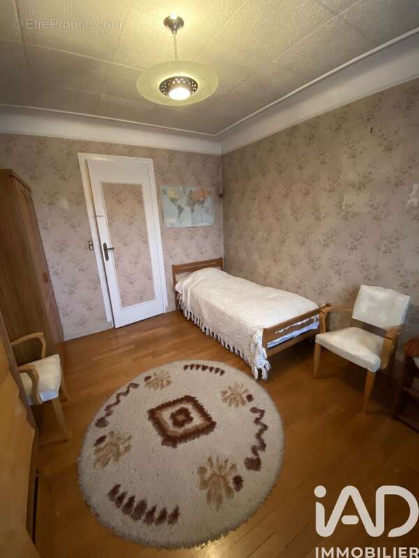 Photo 9 - Maison à BURES-SUR-YVETTE