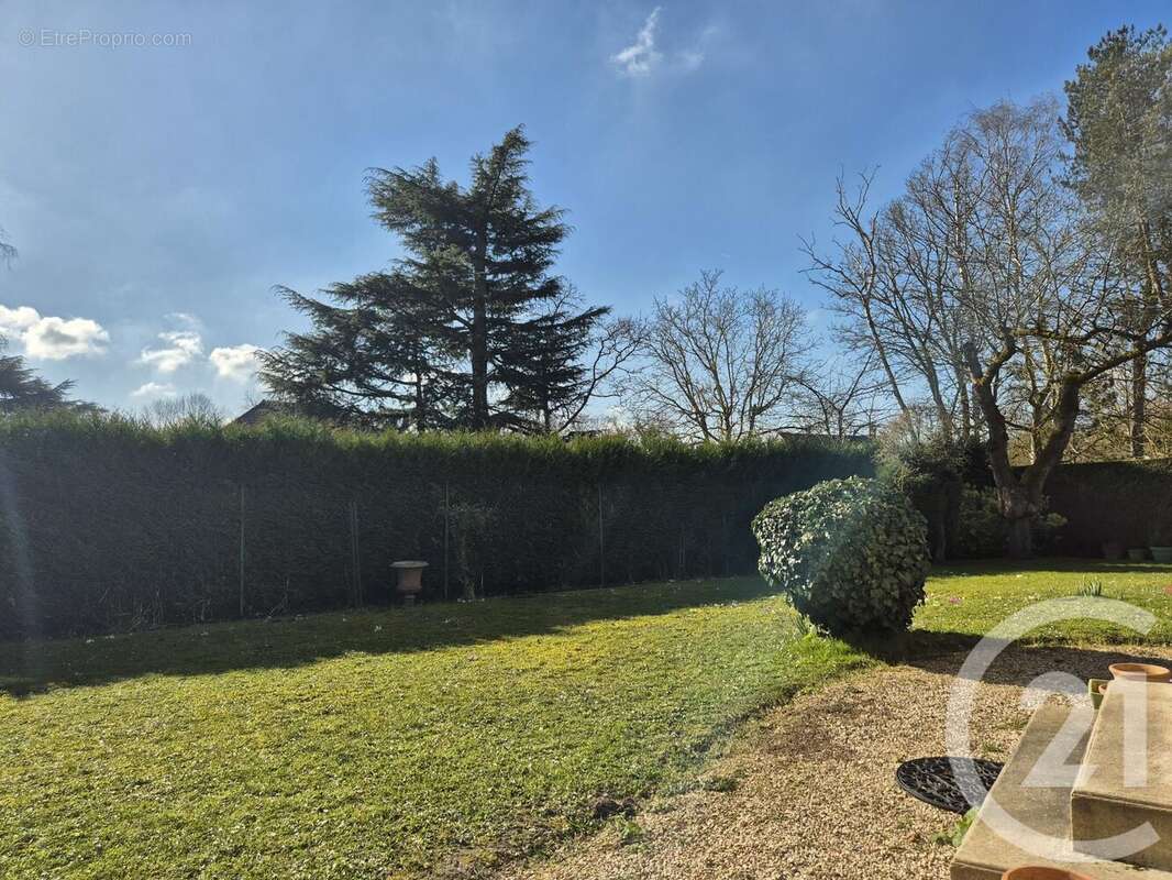 Maison à CHAUMONT-EN-VEXIN