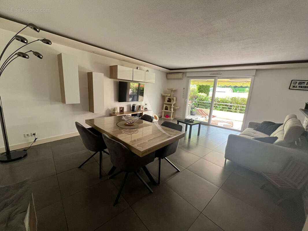Appartement à CAGNES-SUR-MER