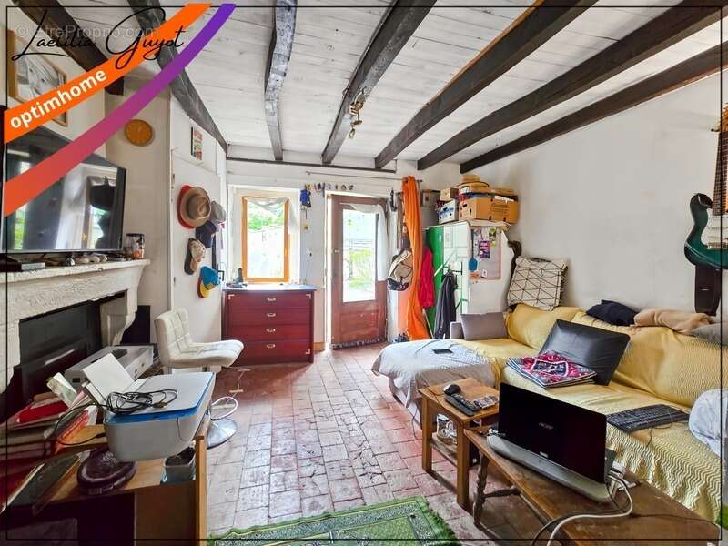 Maison à SOUVIGNY