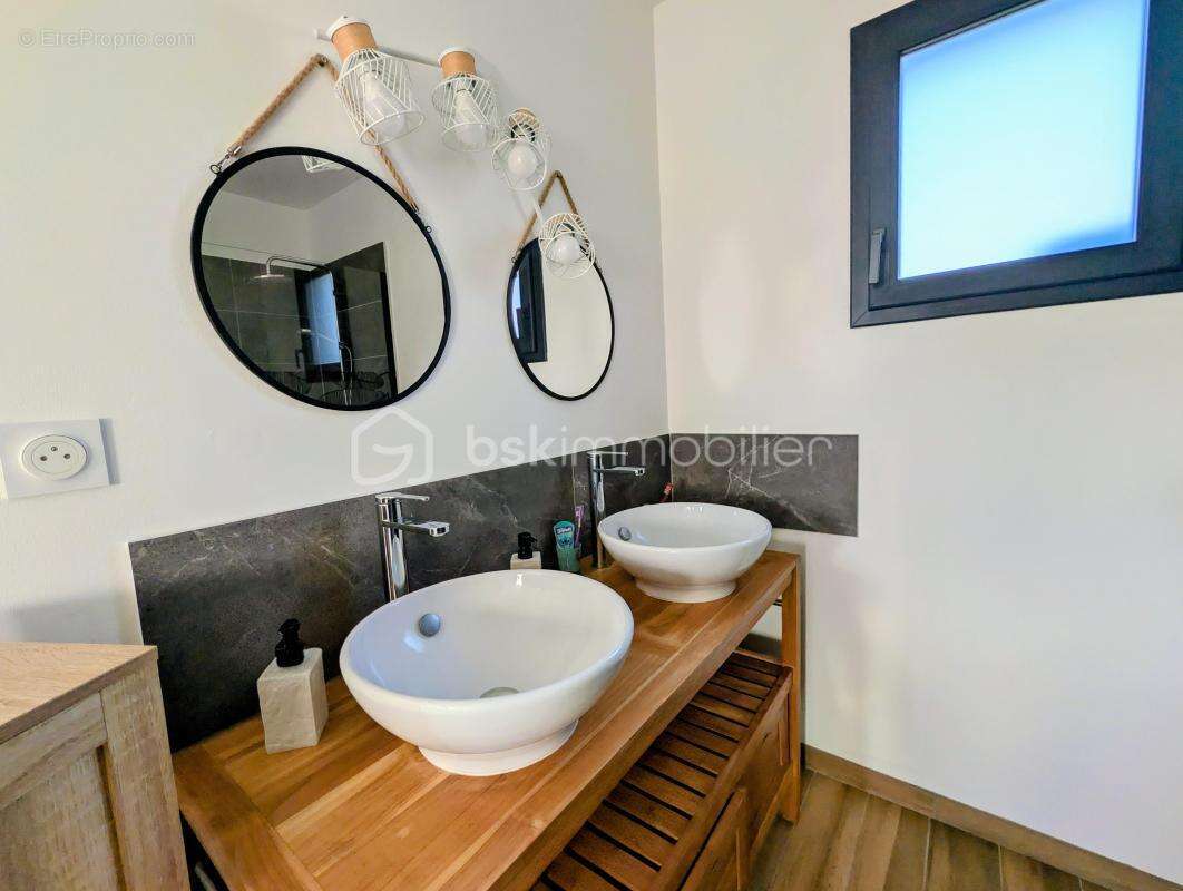 Maison récente 2022 – jardin– climatisation - dpe a/a – coup de cœur - photo 18