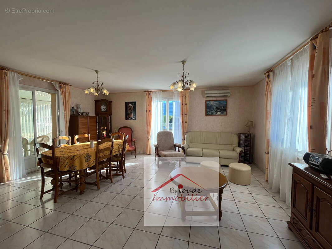 Maison à BRASSAC-LES-MINES