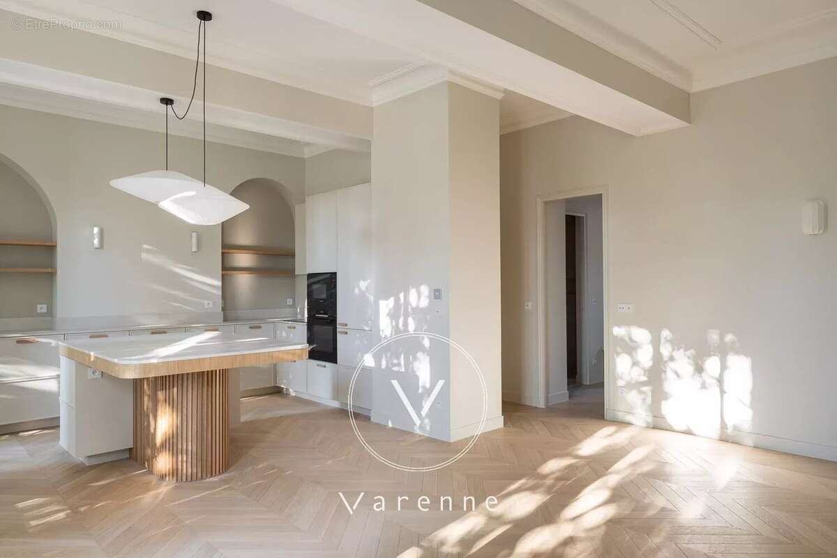 Appartement à PARIS-4E