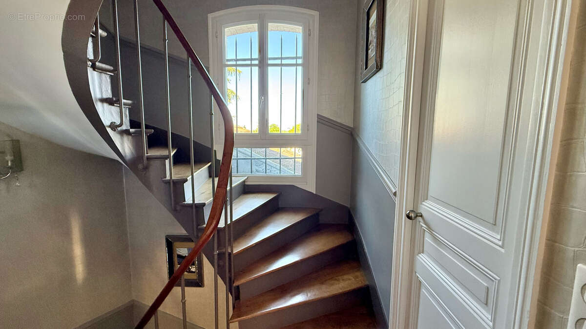 Maison à ENGHIEN-LES-BAINS