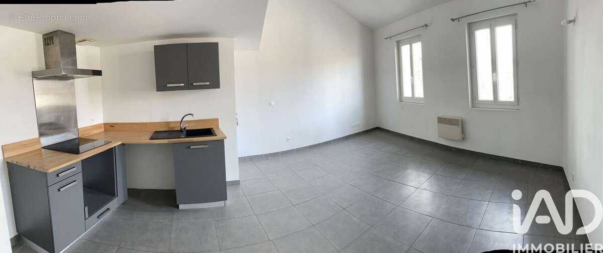 Appartement 58 m² à Istres  - photo 4