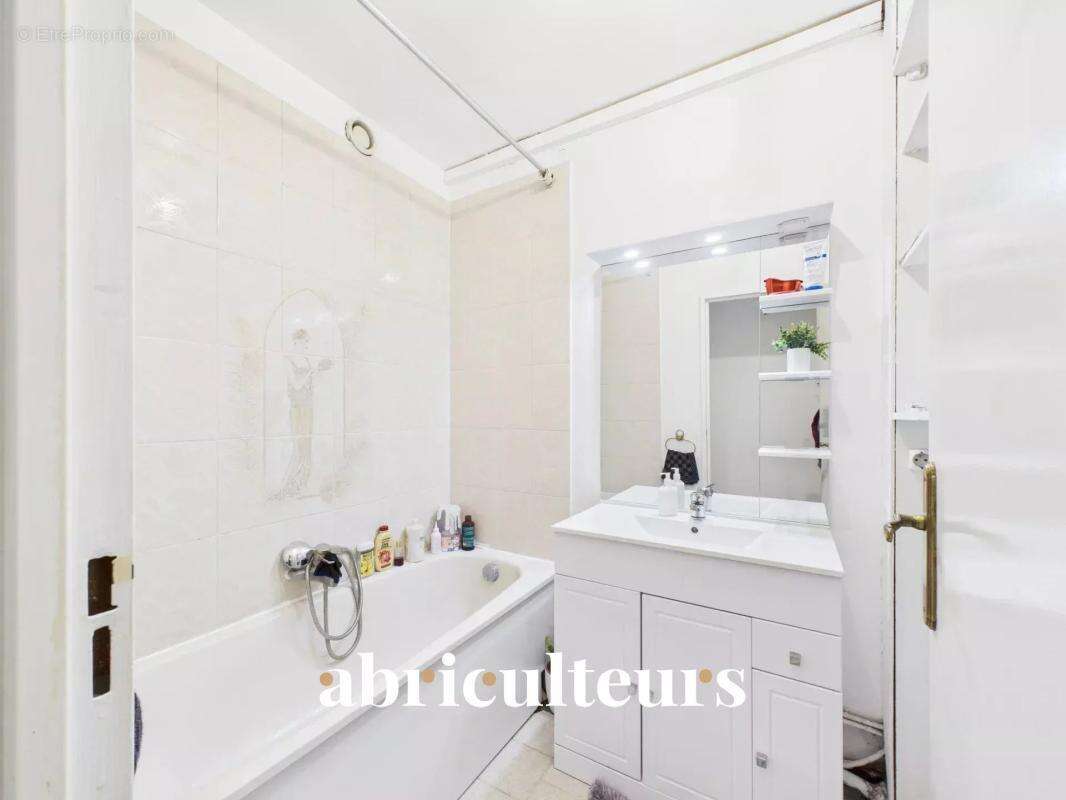 Appartement à COLOMBES