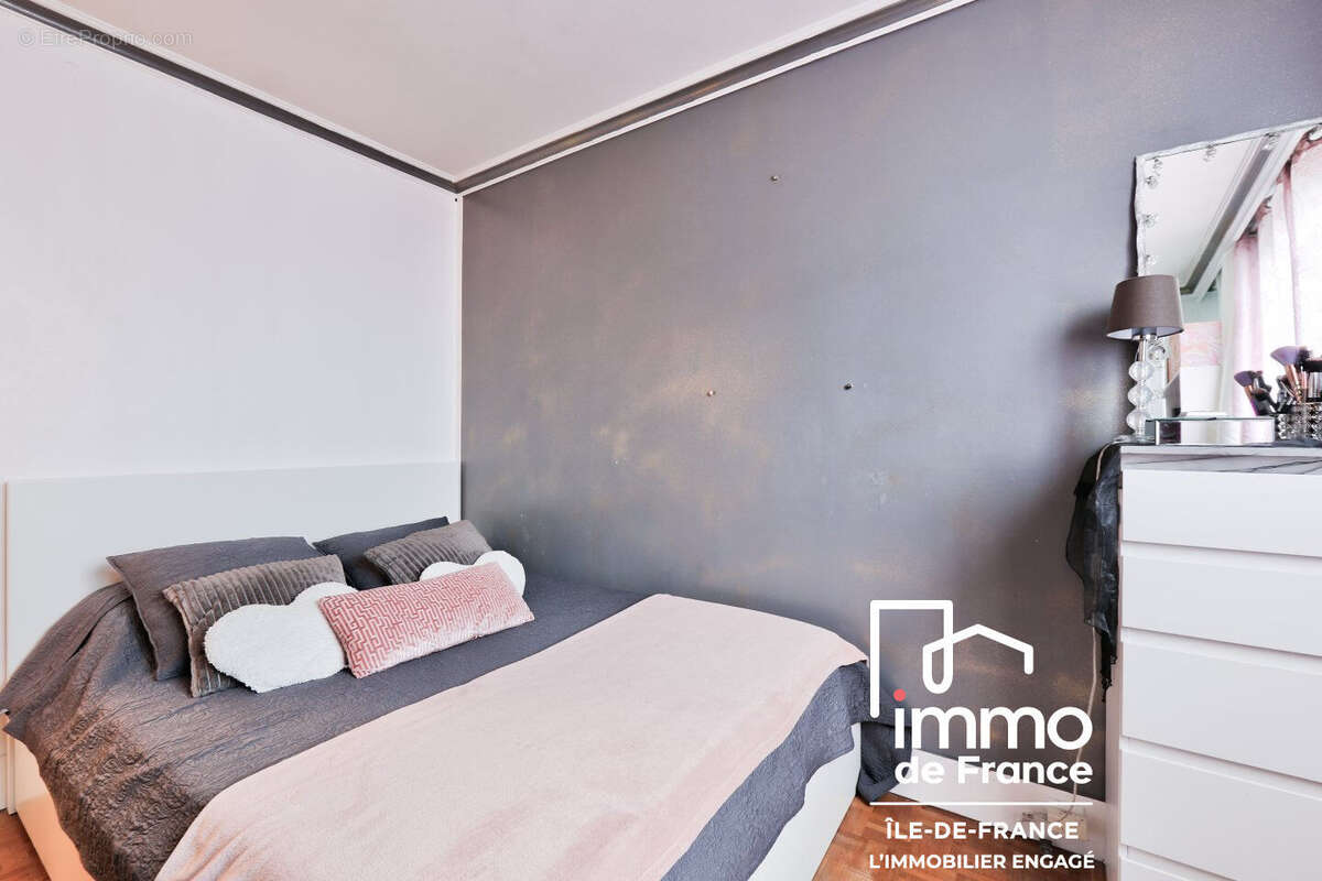 Appartement à LE BLANC-MESNIL