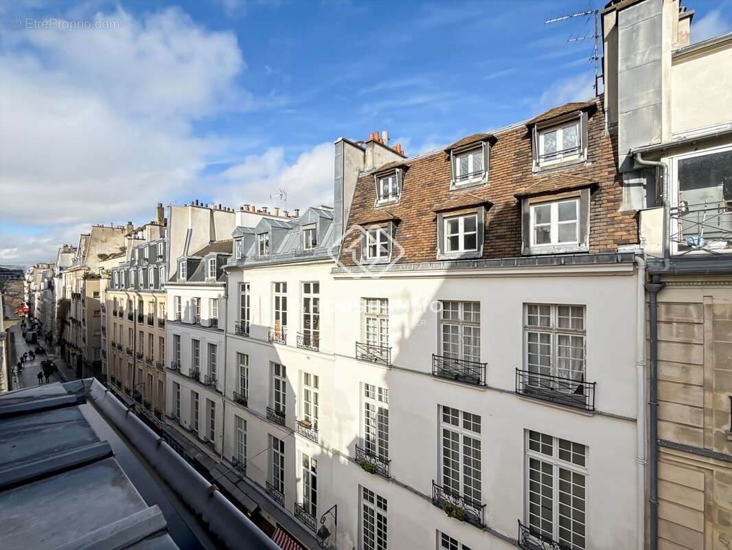Appartement à PARIS-4E