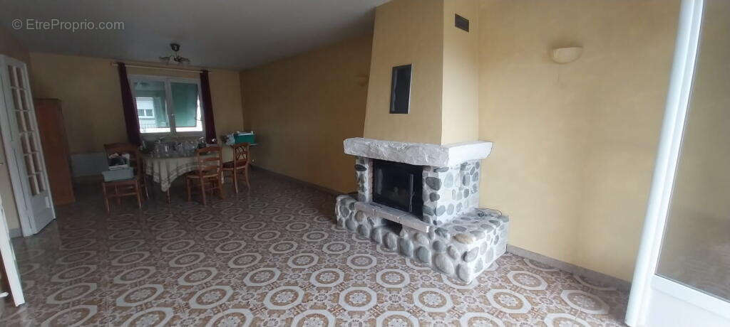 Maison à SAINT-PERAY