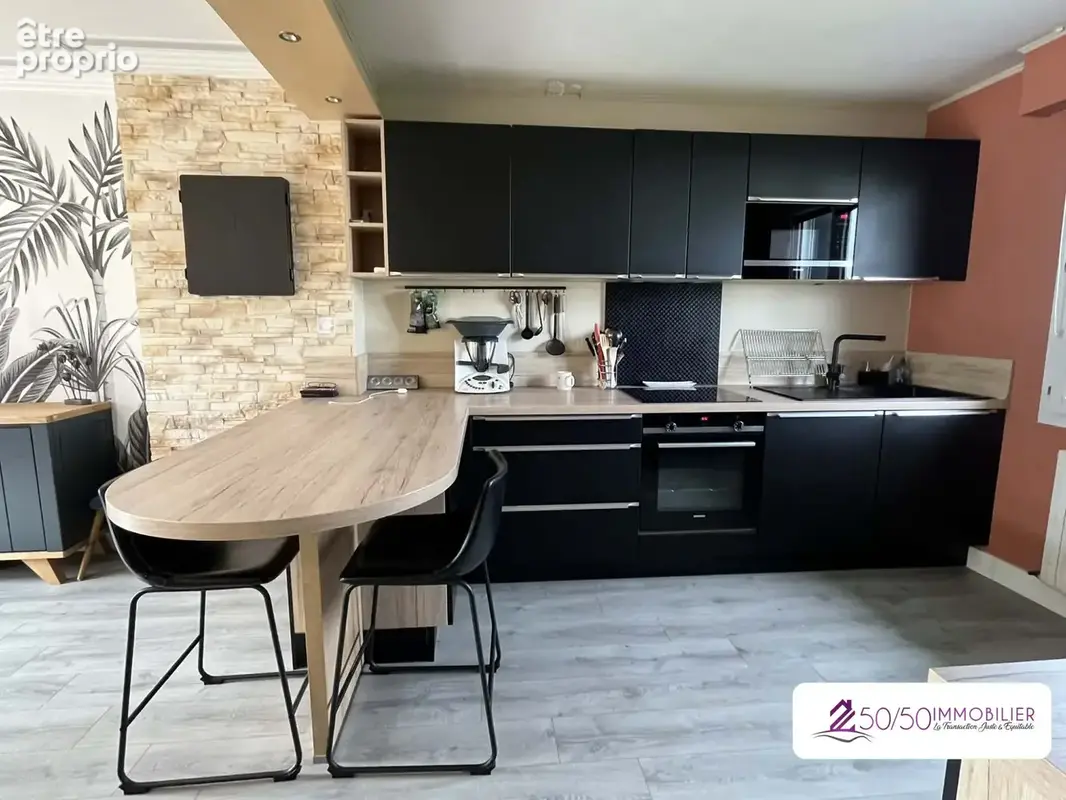 Maison 109 m² à Le Folgoet  - photo 4