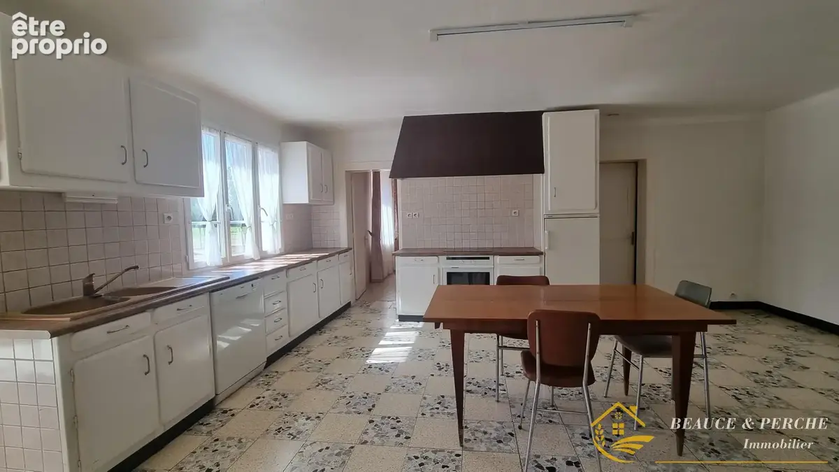 Maison 5 pièces 91 m² à vendre à Yevres (28160) - photo 5