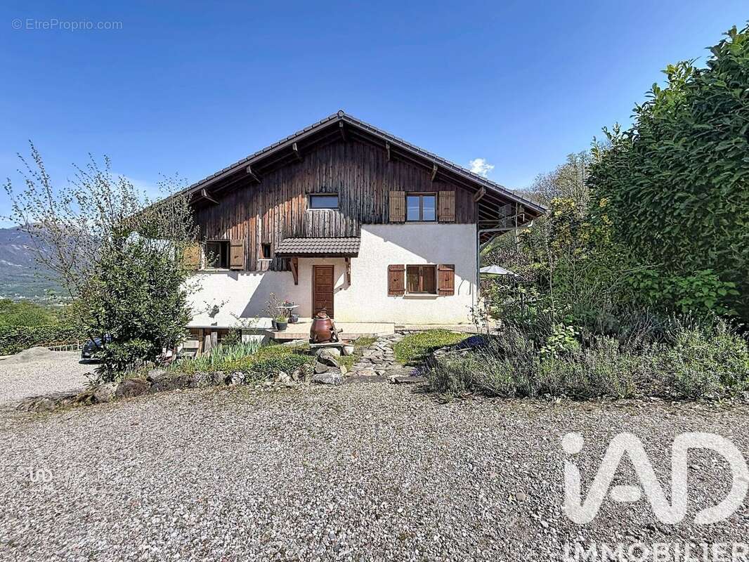 Photo 3 - Maison à SAINT-PIERRE-EN-FAUCIGNY