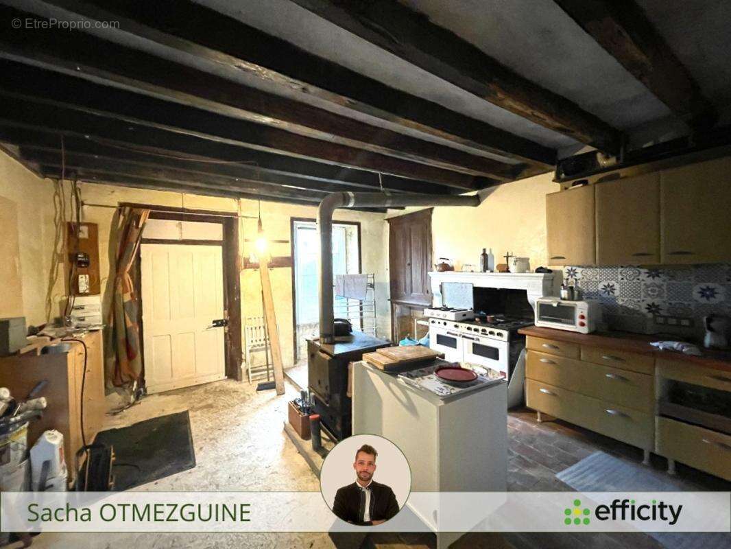 Maison à LIGNAC