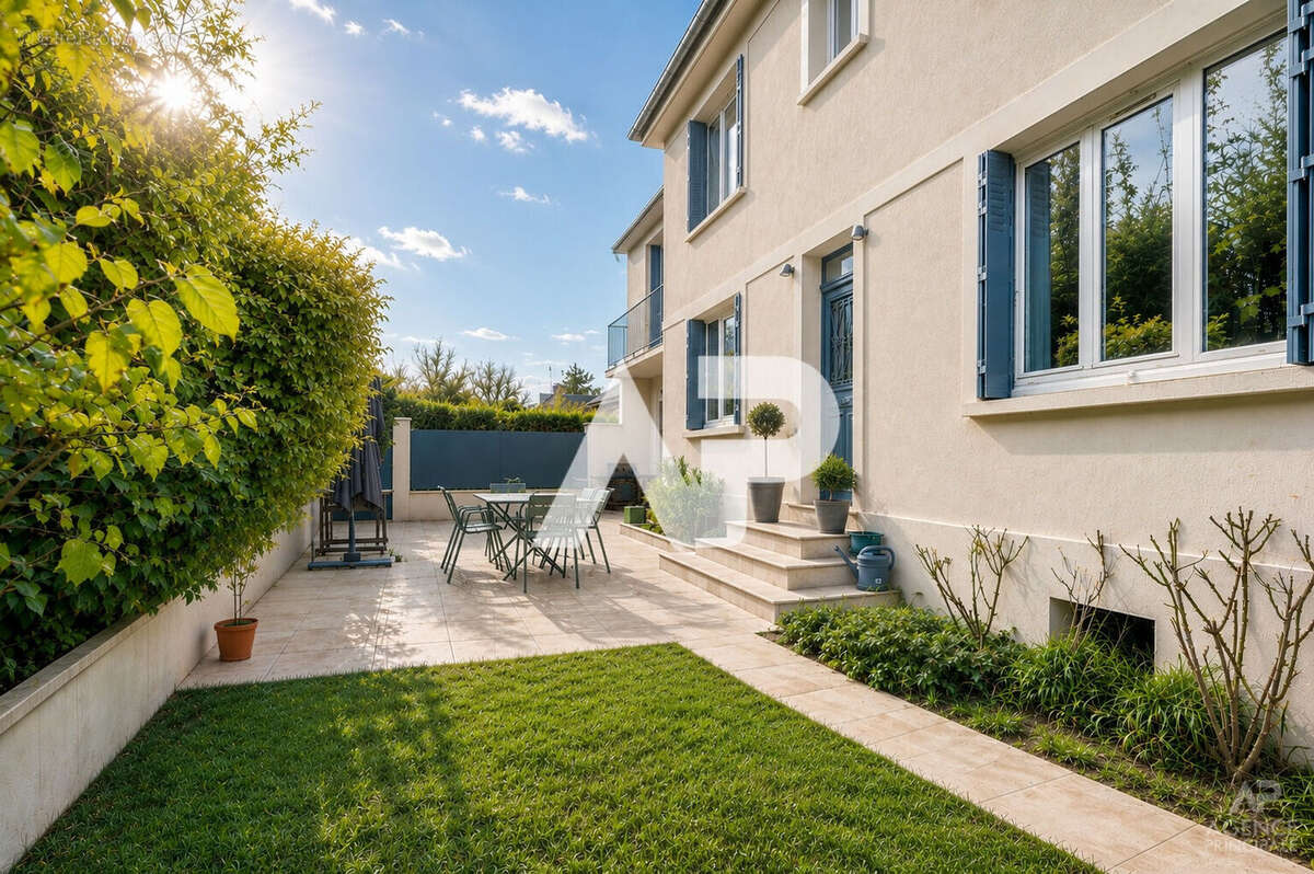 Maison à RUEIL-MALMAISON