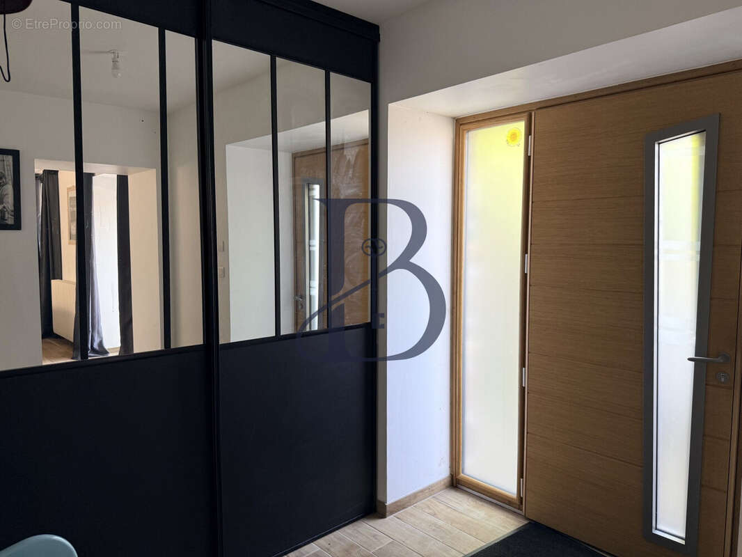Maison 160 m² à Granville  - photo 6