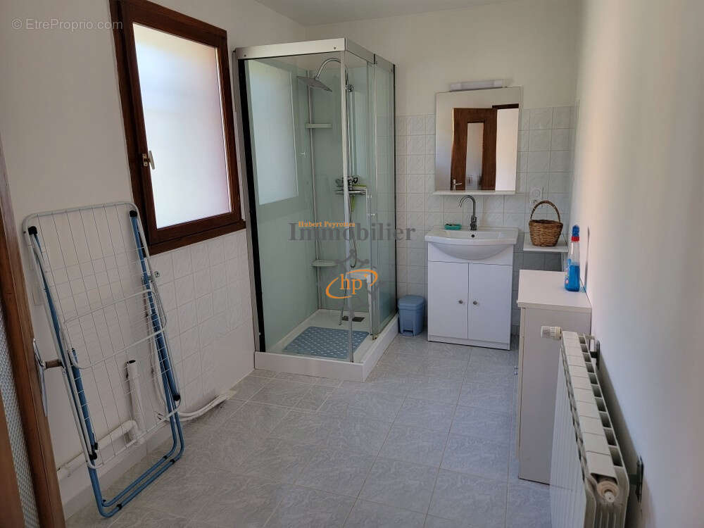 Vente maison avec terrasse, garage et terrain Viala du Tarn - photo 11