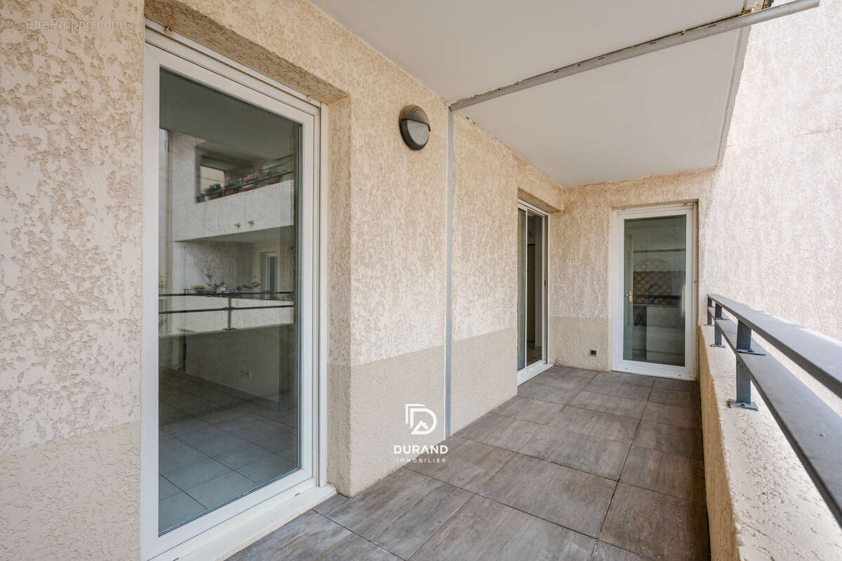 Appartement - type 2 - le camas - 13005 marseille - photo 3