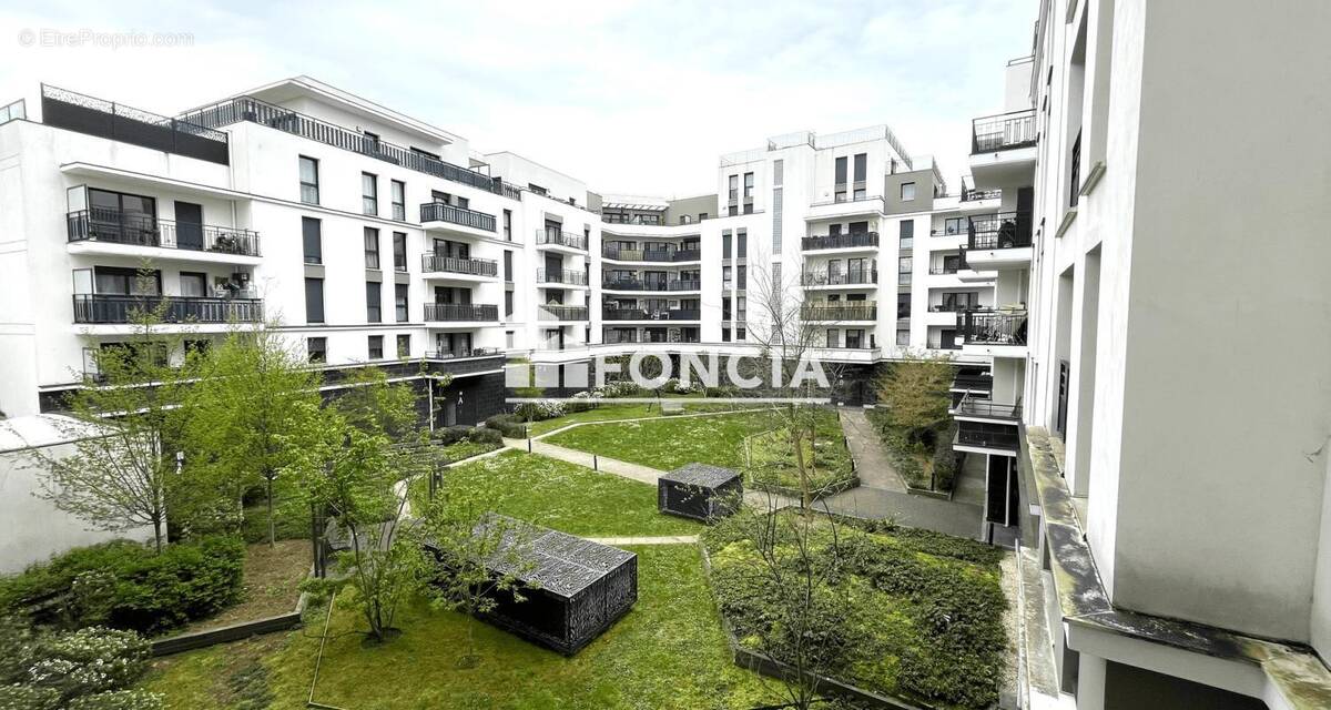 Appartement à THIAIS