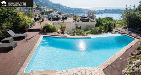 Maison 275 m² à Villefranche-Sur-Mer  - photo 2