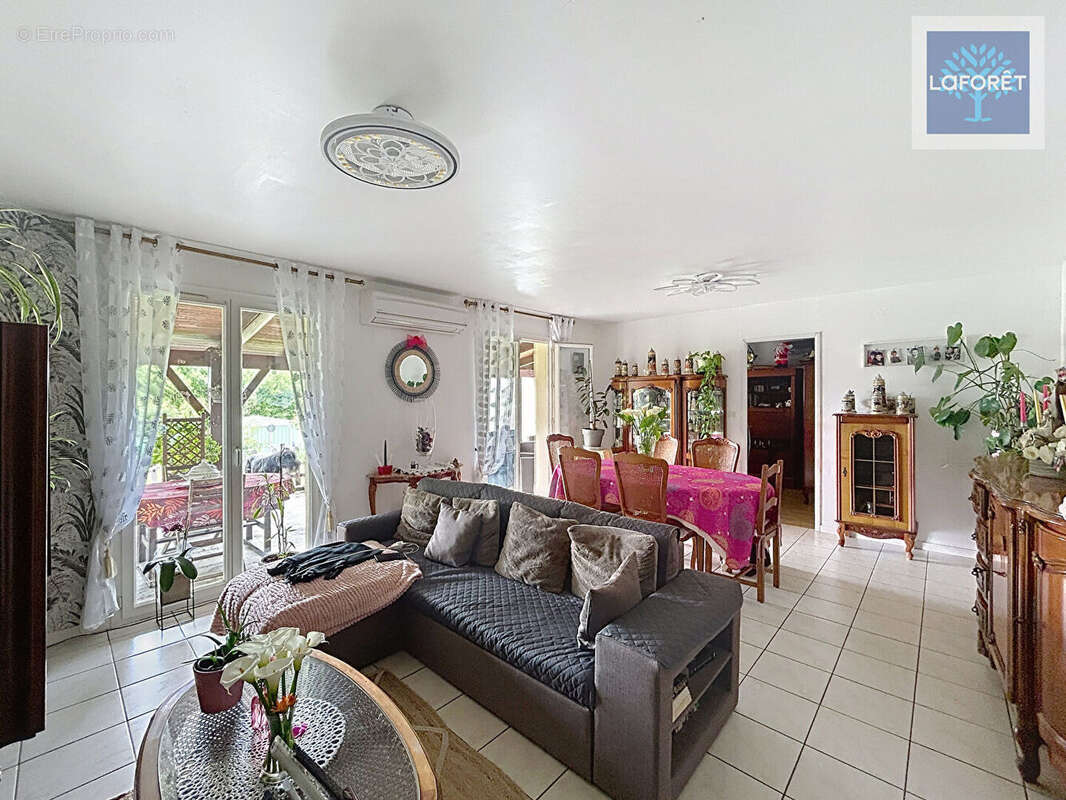 Maison à SAINT-SAVIN