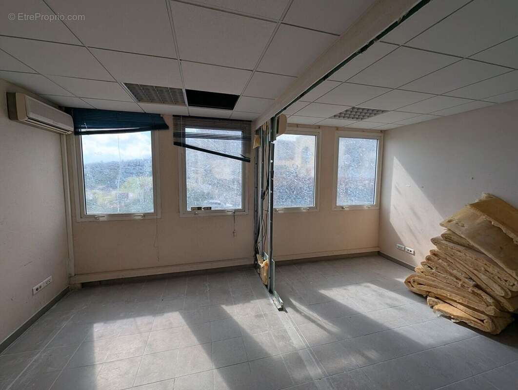 Commerce à FORT-DE-FRANCE