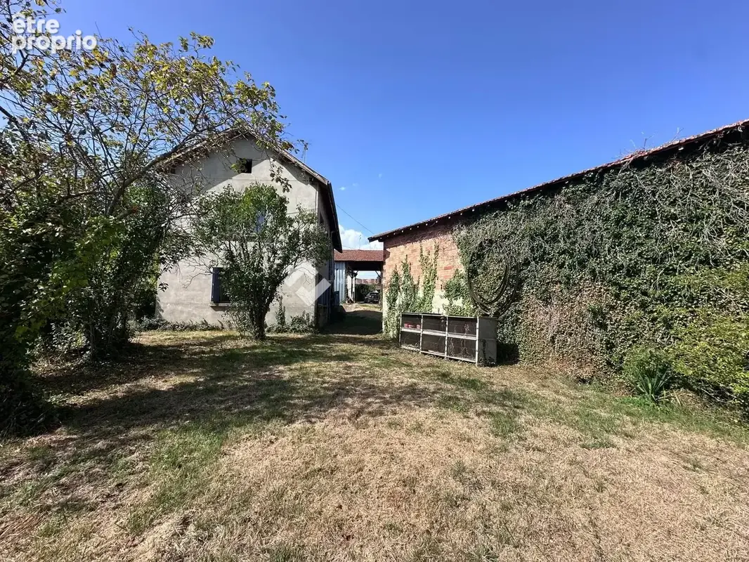 Maison 6 pièces 120 m² à vendre à Orleat (63190) - photo 5