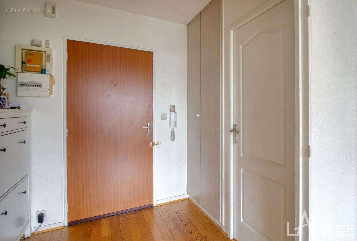 Appartement à LEVALLOIS-PERRET